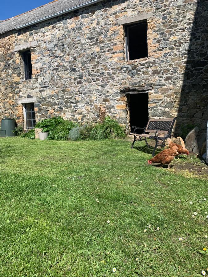 Les Chambres De Sainte Barbe Плугану Екстериор снимка
